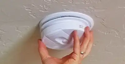 Smoke detector installation service ensuring home safety in Aurora, CO